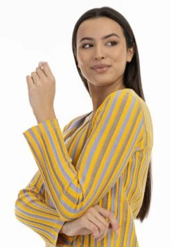 Faina Strickjacke - Flieder Multicolor -Faina Verkauf 073e9ad2f4d144a79700b2239642625a