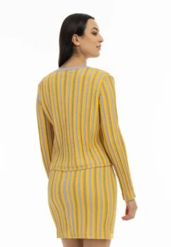 Faina Strickjacke - Flieder Multicolor -Faina Verkauf 3e9e6b3dffb441a09ae7ae5e6d0ff9a1