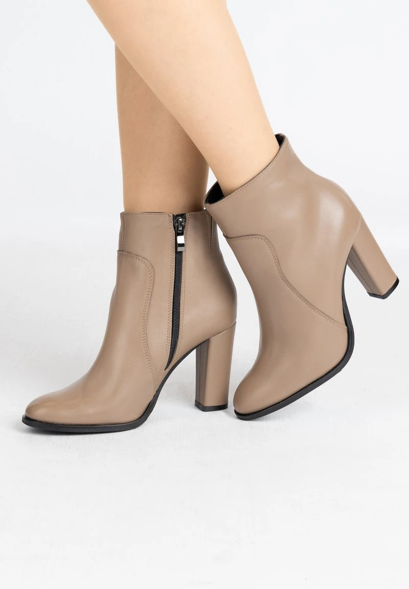 Faina Stiefelette - Beige 3 Faina Stiefelette - Beige