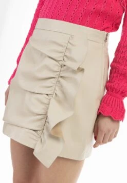 Faina Lederrock - Wollweiss 11 Faina Lederrock - Wollweiss -Faina Verkauf 5680c675fbb74fcb9c7c05b63cb5cfc3