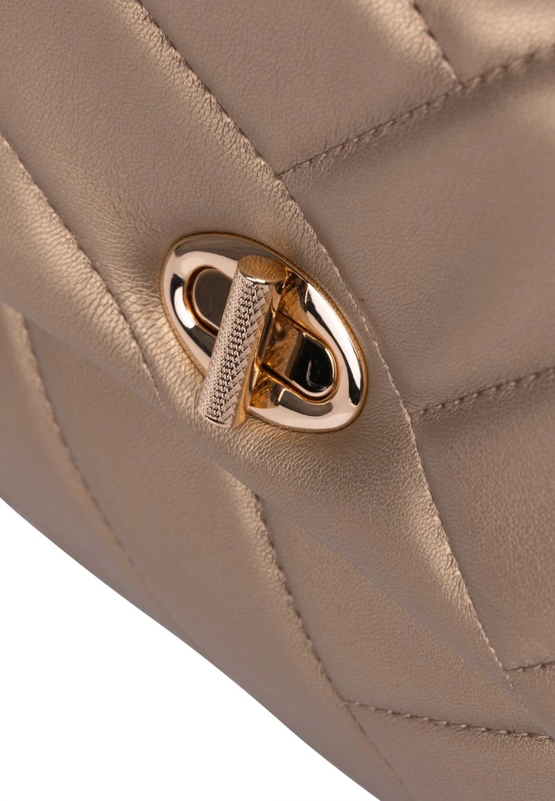 Faina Shopping Bag - Gold 6 Faina Shopping Bag - Gold - Image 4