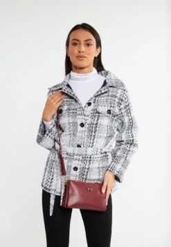 FAINA HANDTASCHE TYLIN - Umhängetasche - Rot 13 FAINA HANDTASCHE TYLIN - Umhängetasche - Rot -Faina Verkauf 94dd455baaa84b3795391783574bde46 1