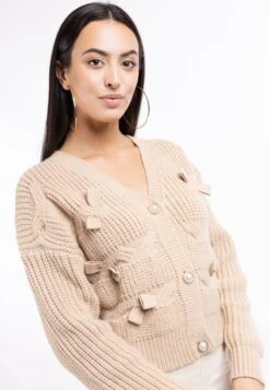Faina TYLIN - Strickjacke - Beige -Faina Verkauf c1083af885174ffc9c0171e2ffe8cd93