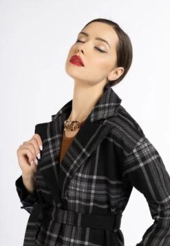 Faina TASSIA - Trenchcoat - Schwarz Karriert 11 Faina TASSIA - Trenchcoat - Schwarz Karriert -Faina Verkauf f1f3b70eb8954c76b91fd6f349edb6f6